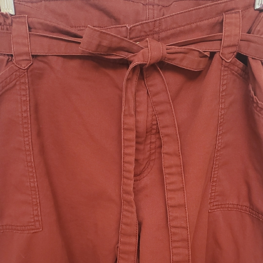 Old Navy Rust Tie-Waist Cropped Cargo Pants Size L - Picture 3 of 9